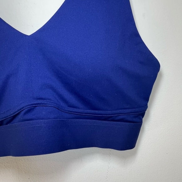 Fabletics All Day Every Day Low Impact Bra Navy Blue Adjustable Padded Sz Small - Picture 2 of 8